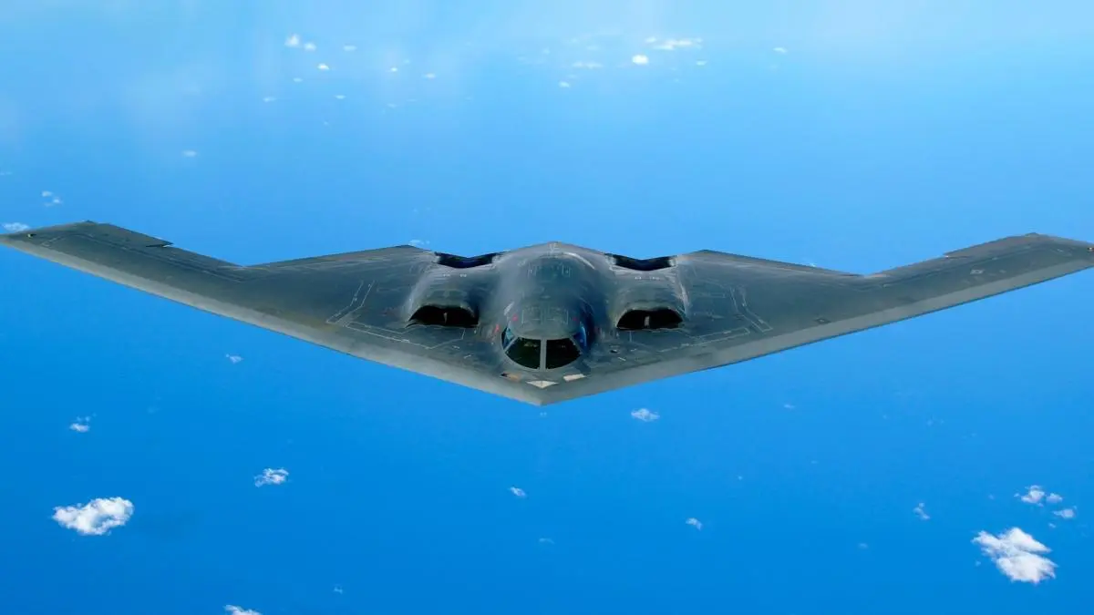 Cuanto Cuesta Un Caza De Combate La historia del avión militar más caro del mundo