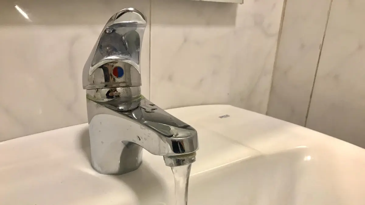 Las tarifas del agua varían casi un 500% según la ciudad donde se vive