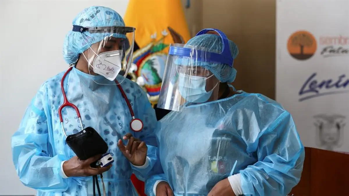 El ministro de Salud de Ecuador dimite entre críticas al