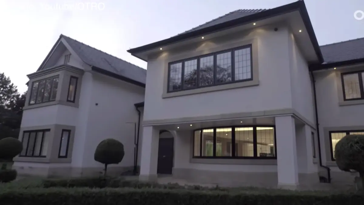 Así es la lujosa mansión donde presuntamente Mendy violaba a las mujeres: un entorno rural y a 15 minutos del pueblo más cercano