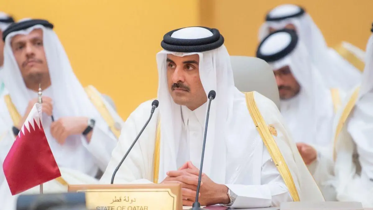 El emir de Qatar responde a las críticas de las ONG: «Hay gente que no acepta que un país musulmán acoja el Mundial»