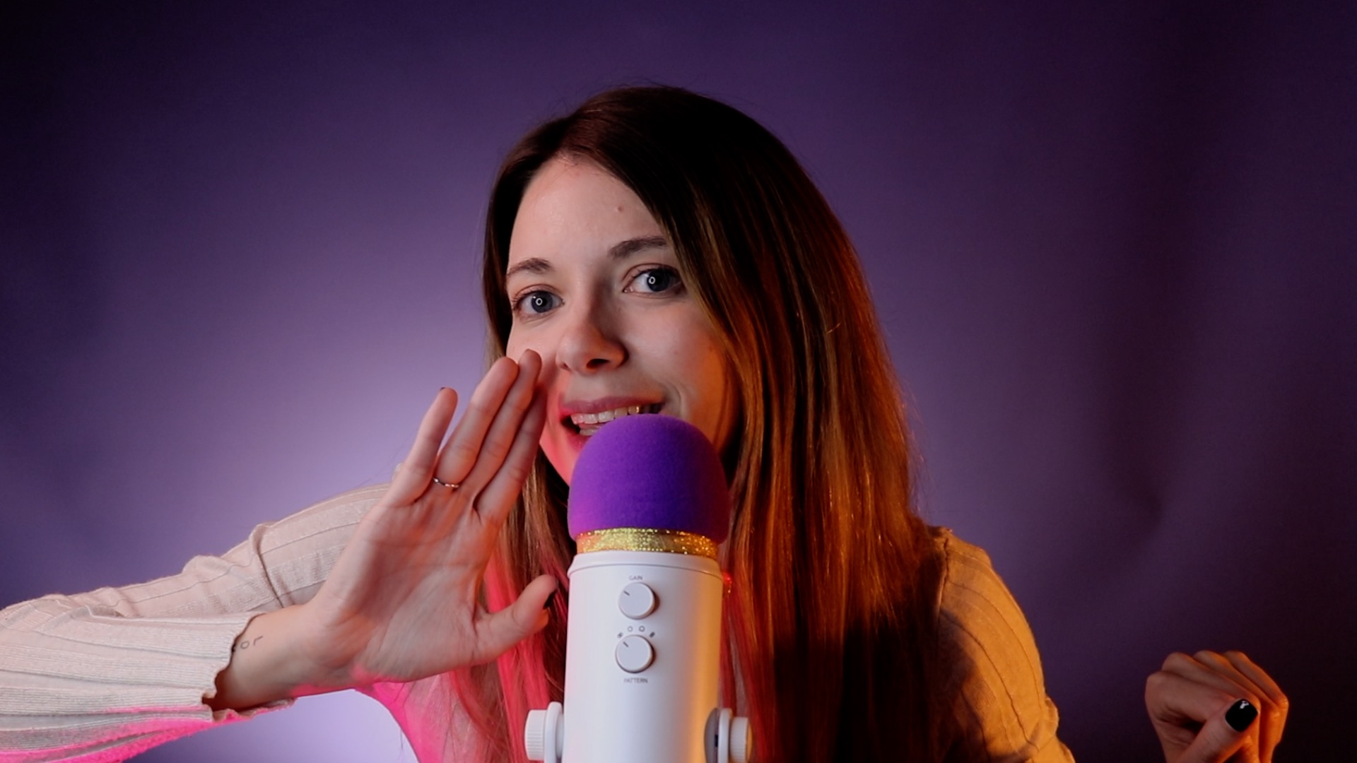 Ana Muñoz, la 'youtuber' que relaja a un millón y medio de personas a ...