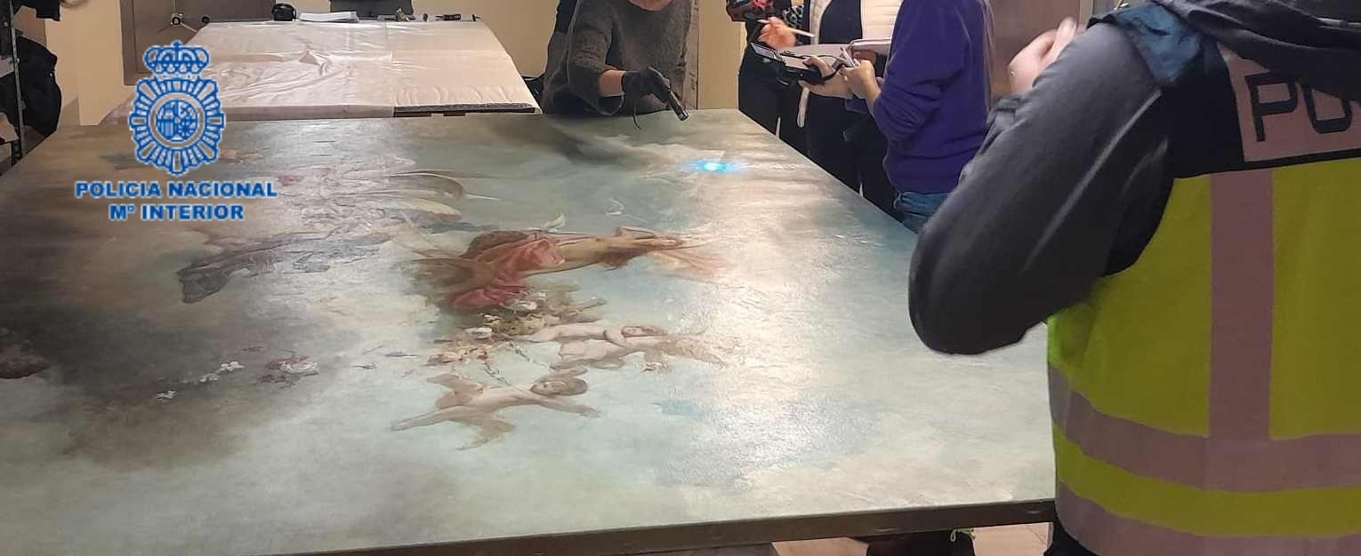 Una de las obras de arte confiscada por la Policía Nacional en una feria de antigüedades en Parma (Italia)