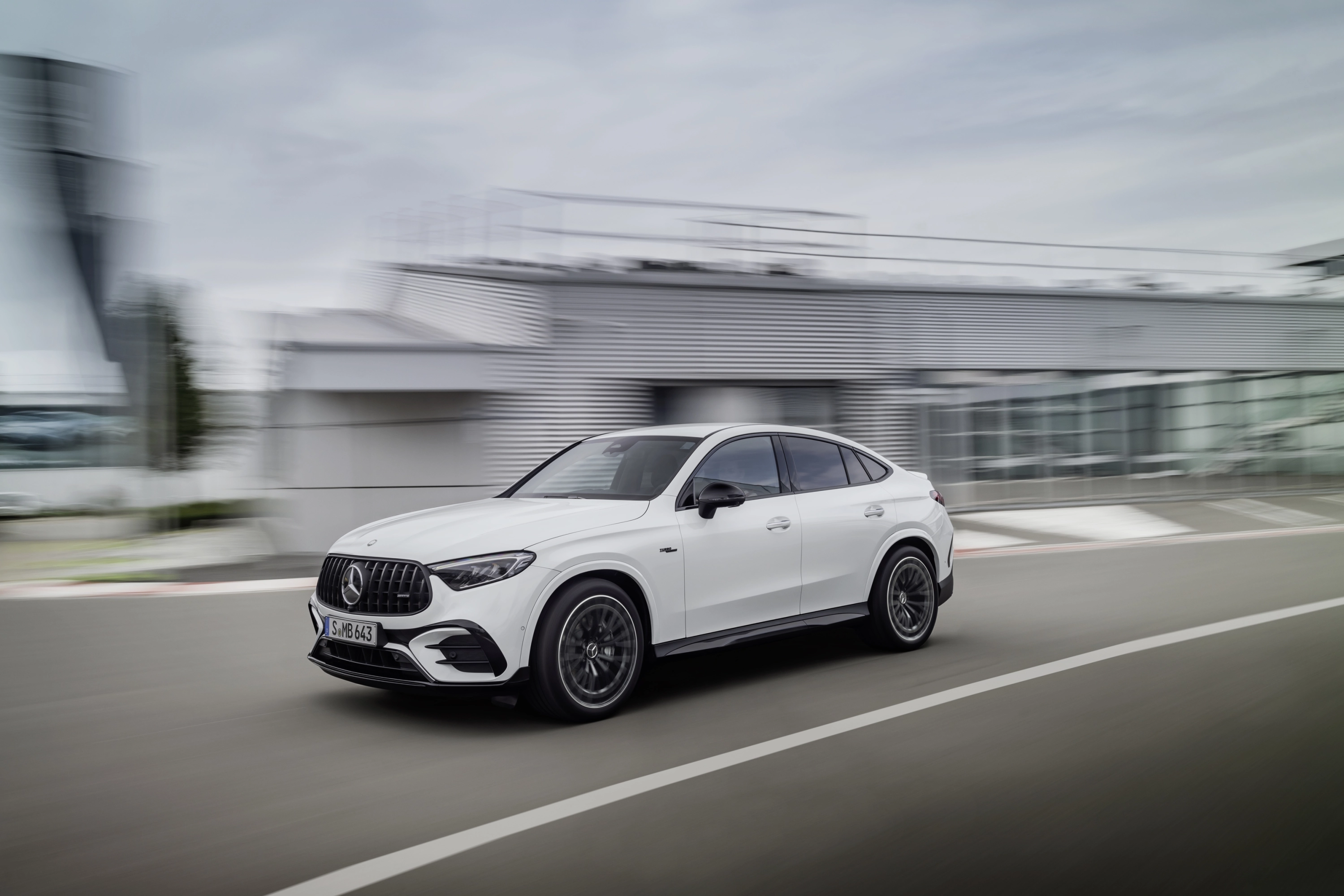 Nuevos MercedesAMG GLC Coupé MildHybrid y PHEV, 421 y 680 CV, y Nuevos MercedesAMG GLC Coupé MildHybrid y PHEV, 421 y 680 CV, y
