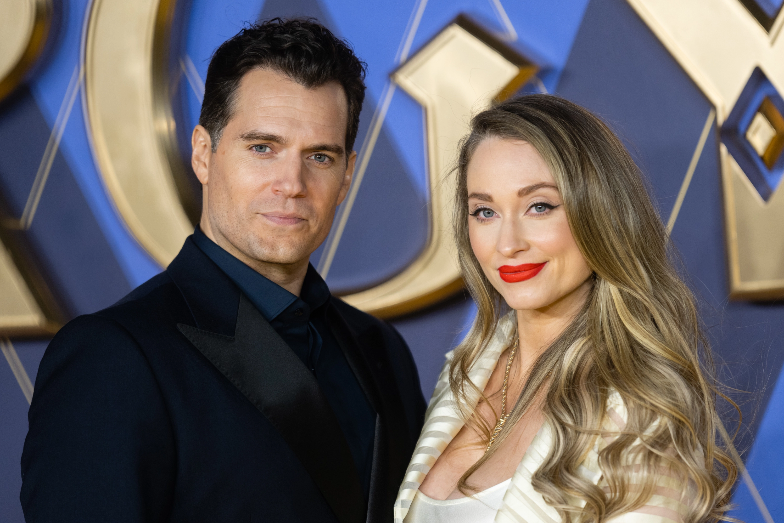 Henry Cavill y su pareja, Natalie Viscuso, en enero de 2024.