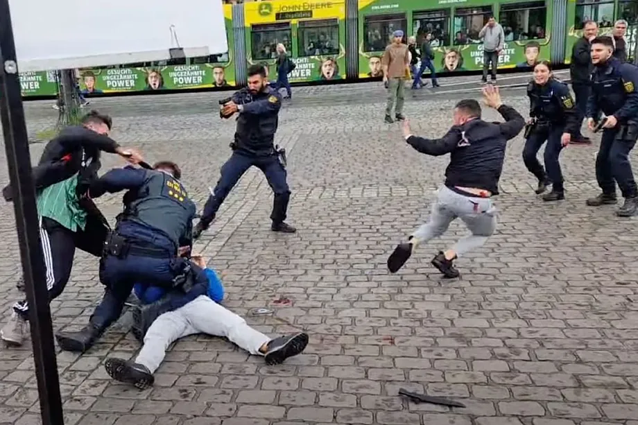 Un momento del ataque registrado en Mannheim, Alemania, este viernes 31 de mayo de 2024.