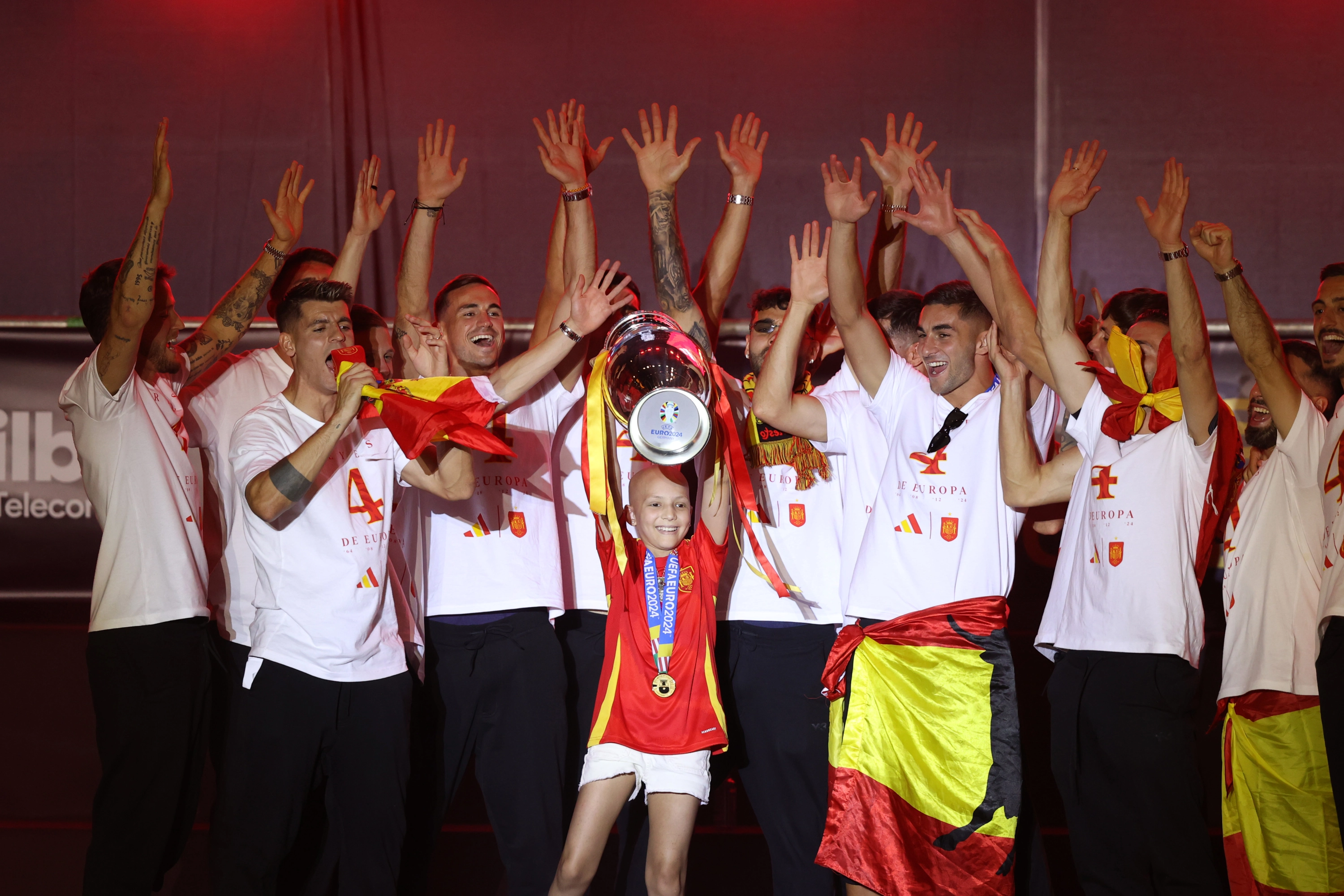 María Camaño, la niña que celebró la Eurocopa junto a la selección española