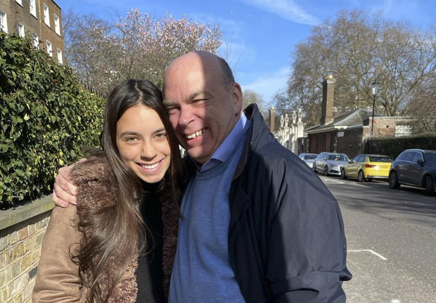 Foto de archivo del magnate Mike Lynch y su hija Hannah, que murieron cuando el yate Bayesian se hundió frente a las costas de Sicilia.