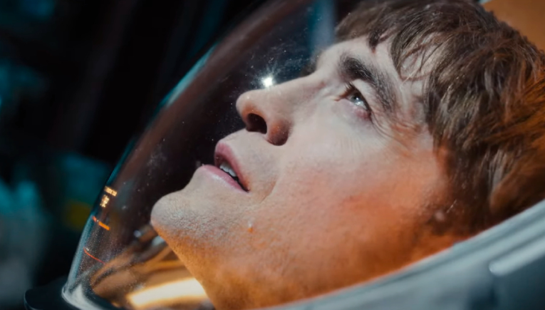 Robert Pattinson in a scene of 'Mickey 17.'