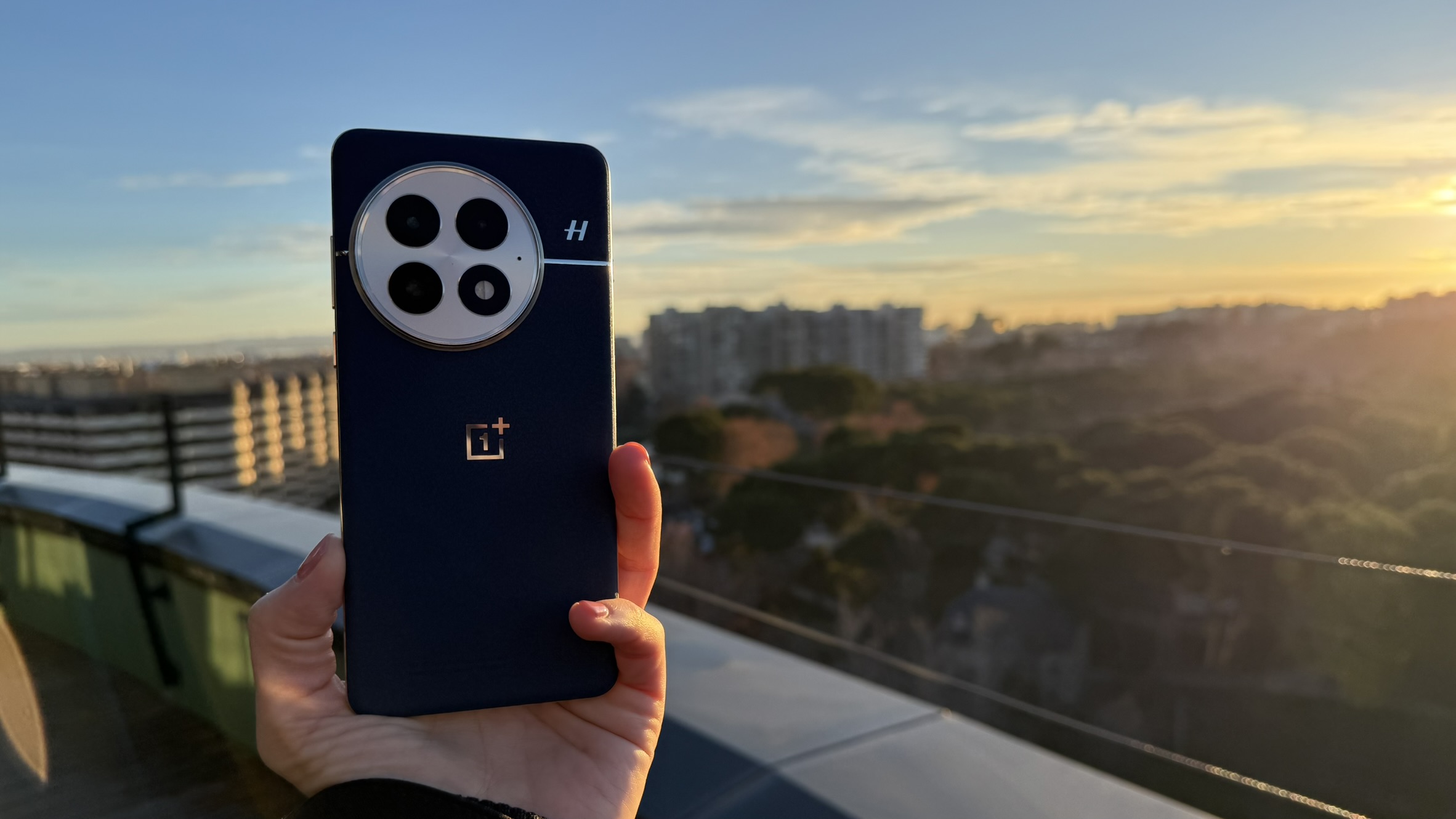 Em 7 de janeiro, o novo OnePlus 13 foi lançado na Espanha e já conseguimos experimentá -lo em 20 bits.