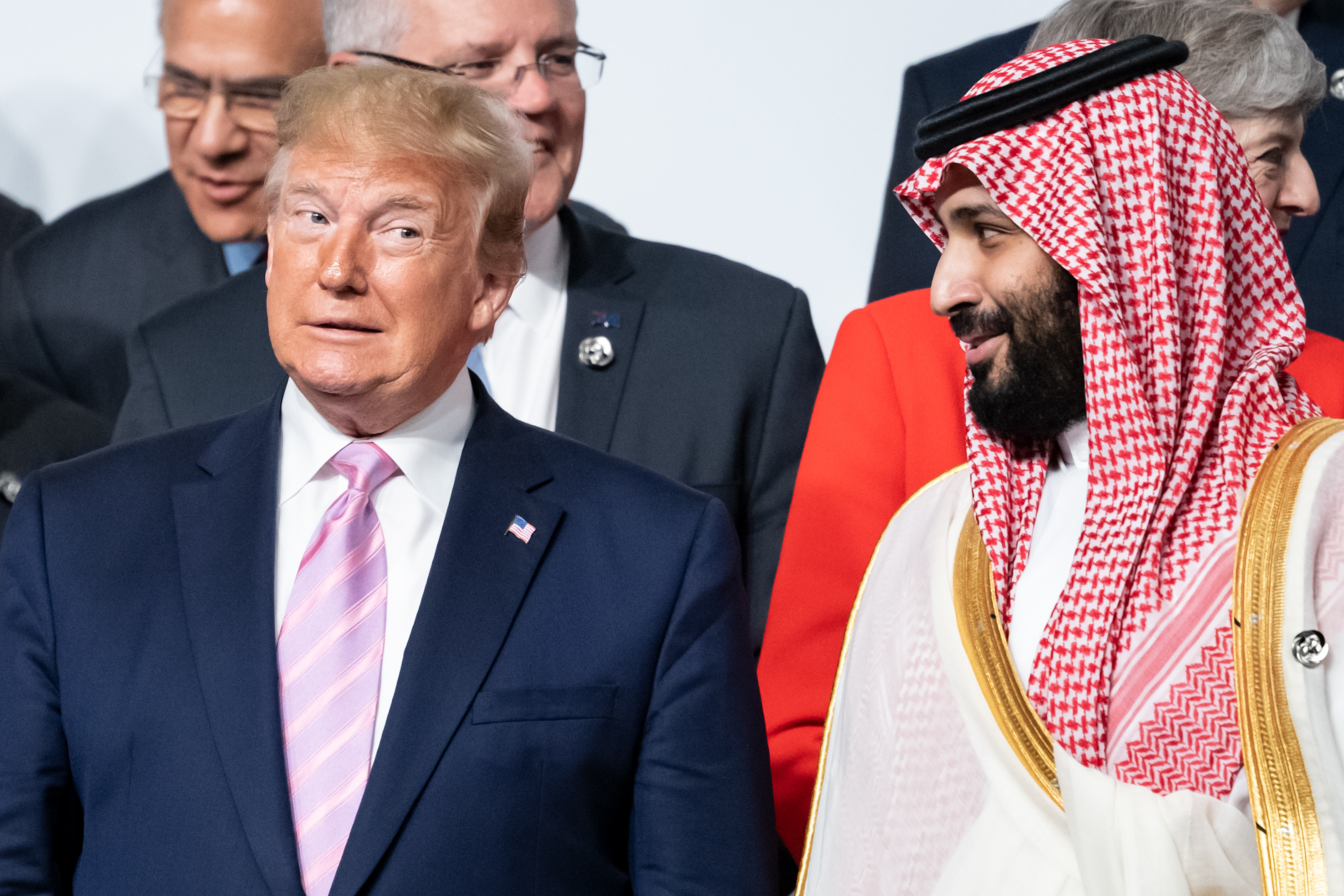 Donald Trump y el príncipe heredero saudí Mohammad Bin Salman Al Saud en una cumbre de 2019.