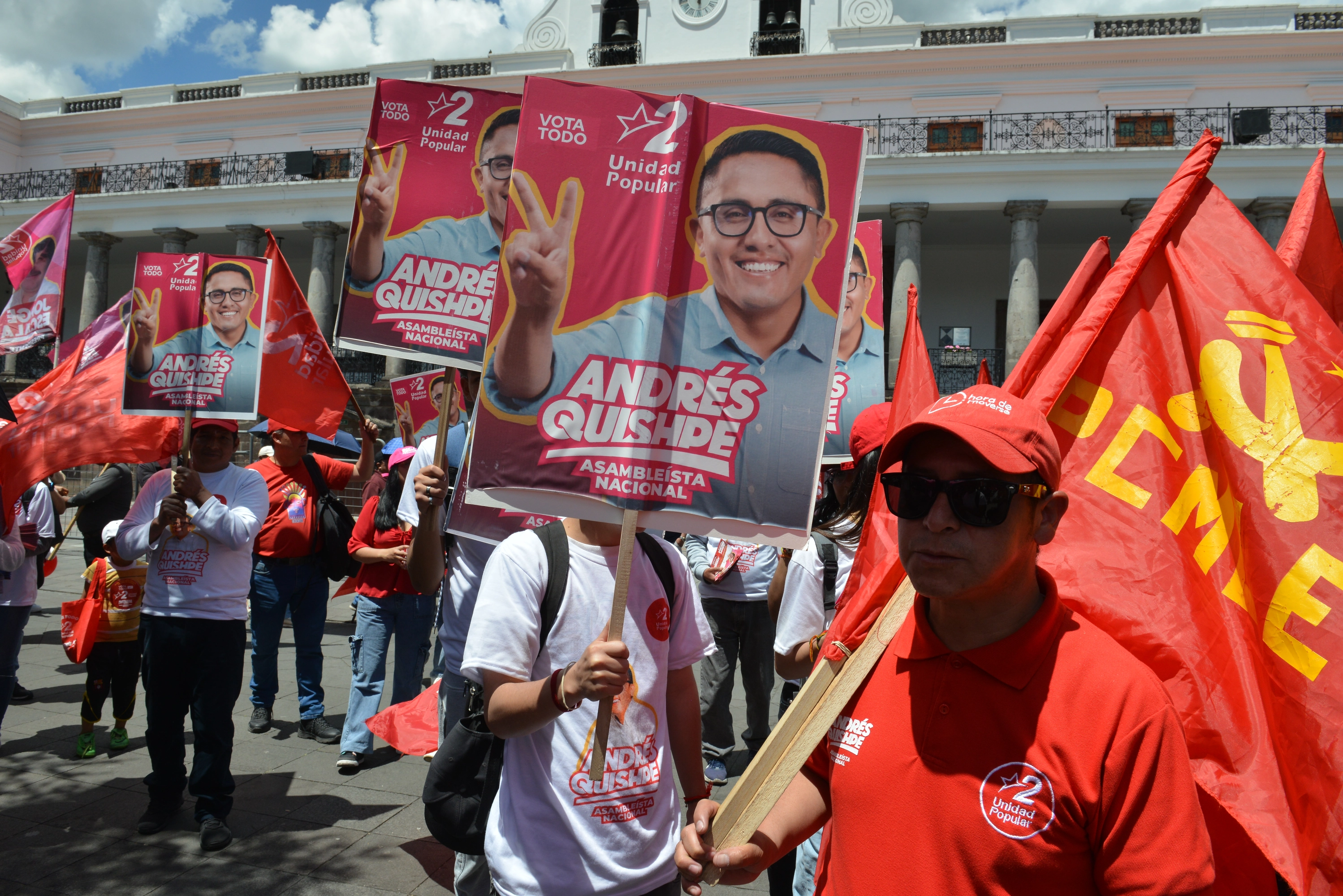 Marcha de una formación minoritaria de izquierdas.
