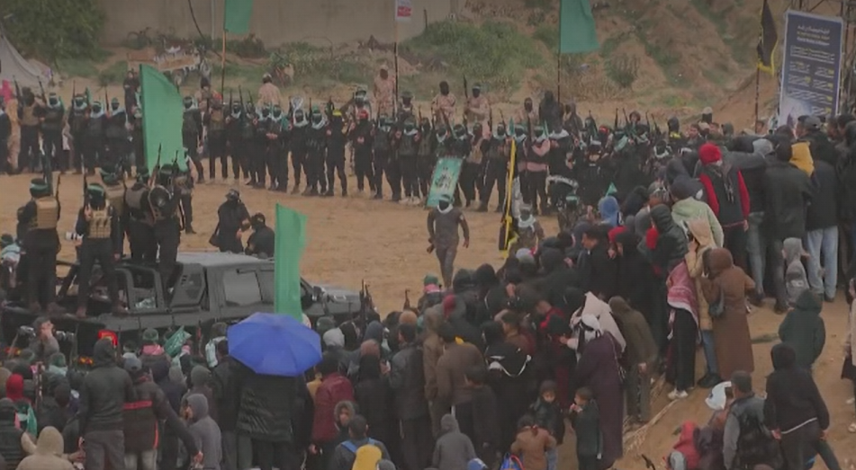 Hamás prepara en el sur de Gaza la entrega de los cuatro cuerpos de rehenes israelíes, el 20 de febrero de 2025.