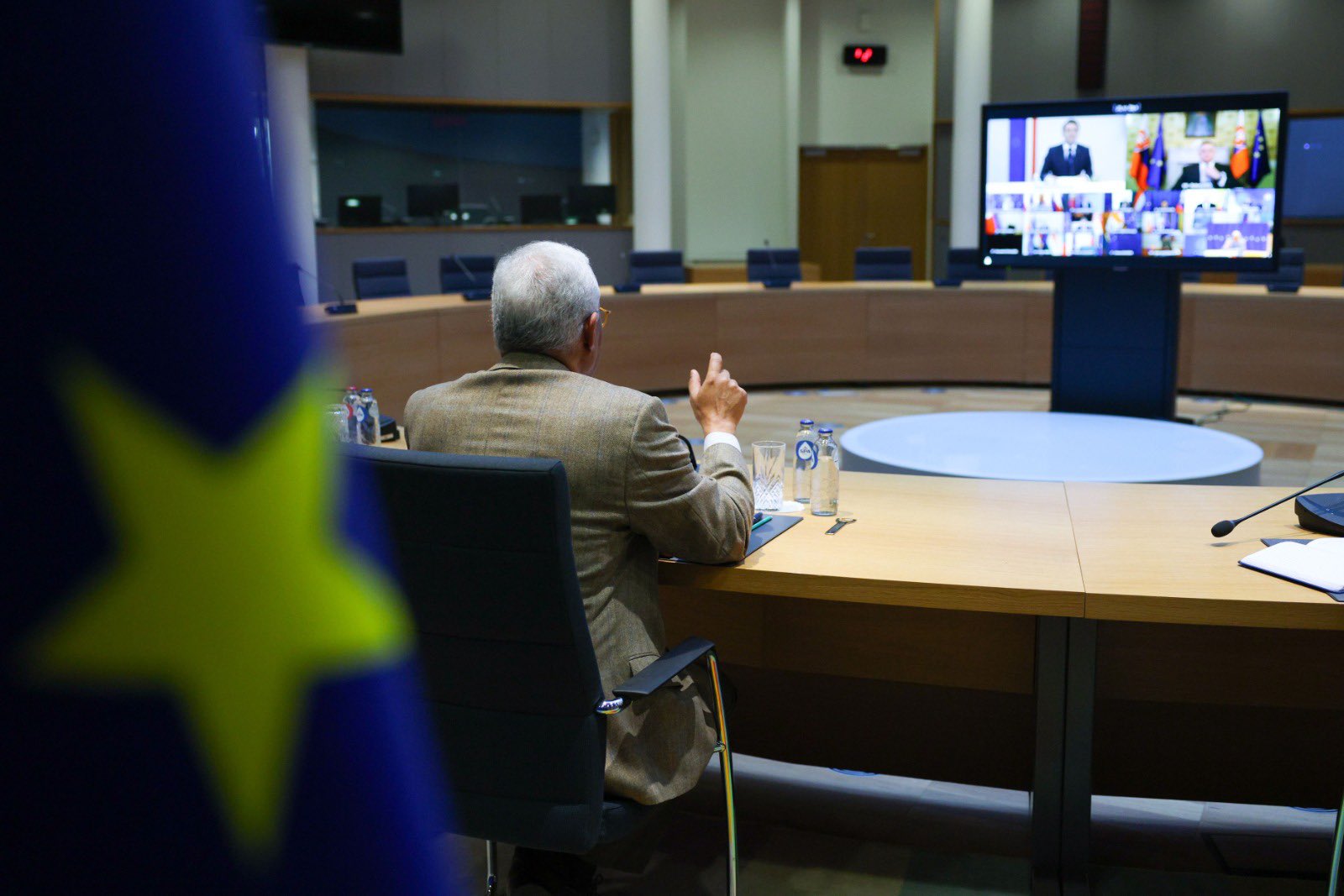Costa, en la videollamada con los líderes.