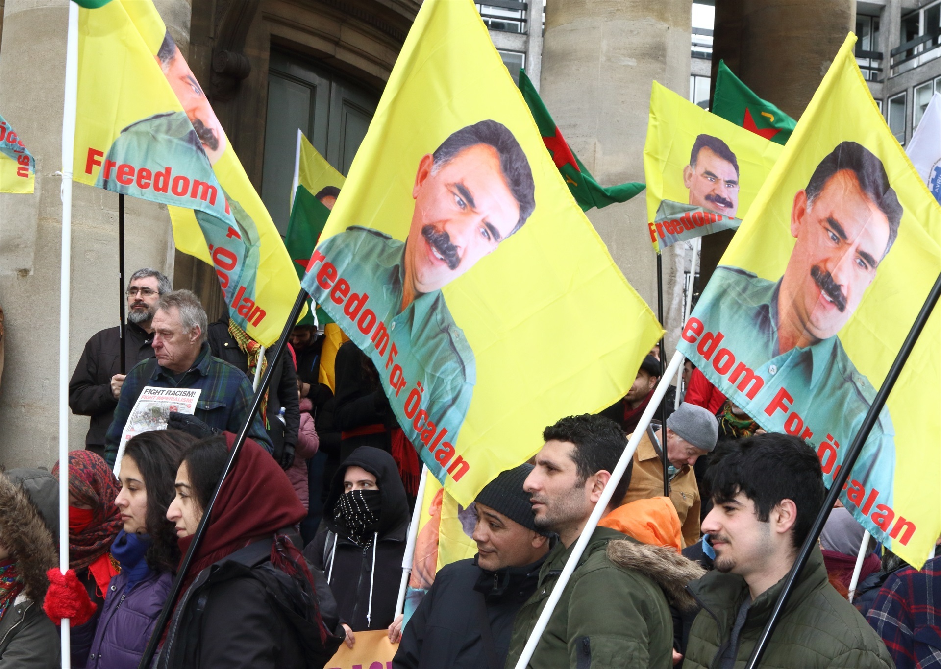 Manifestantes concentrados en Londres para pedir a Turquía la liberación del líder del PKK, Abdulá Ocalan, en una imagen de archivo