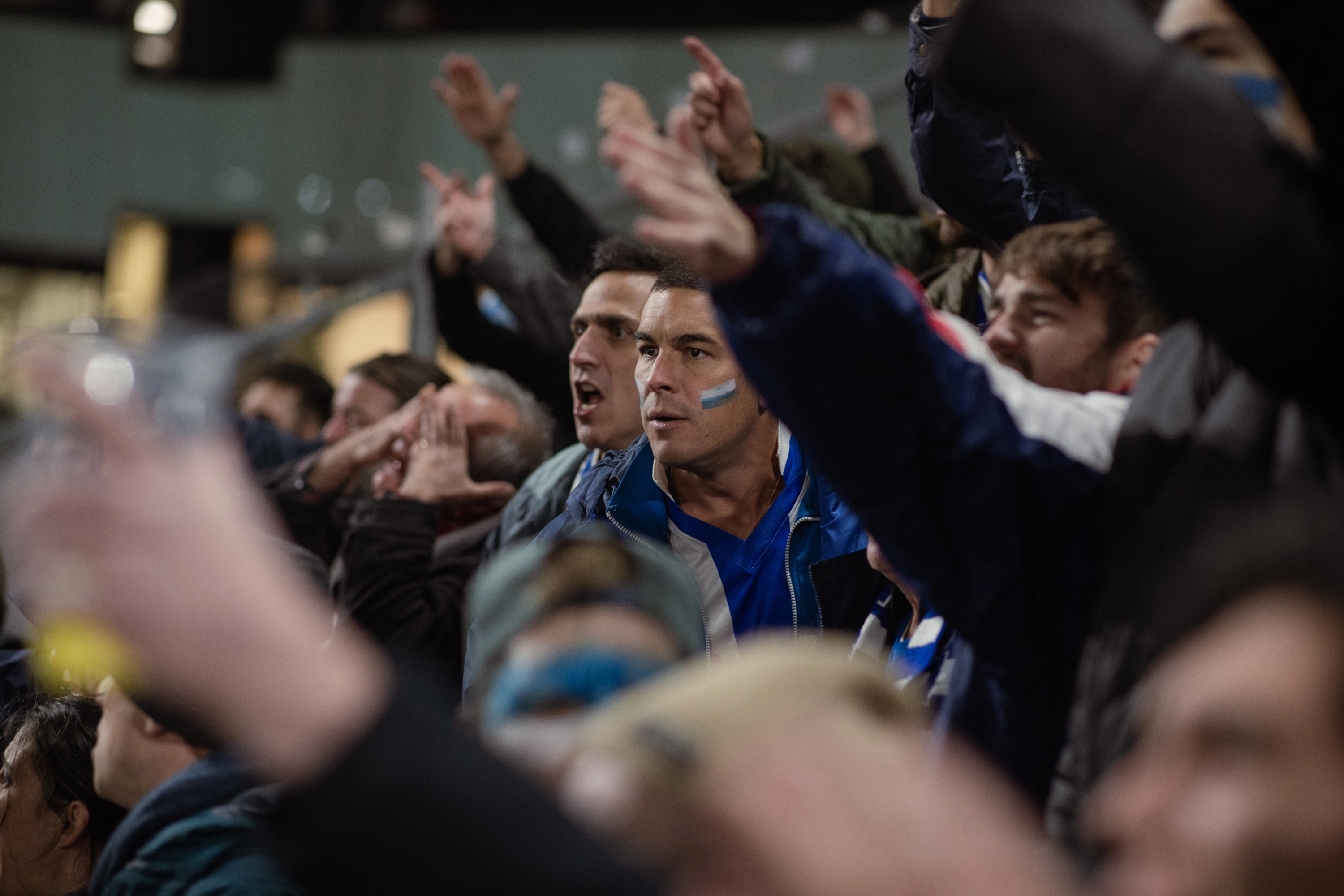 Molt Lluny (very far)