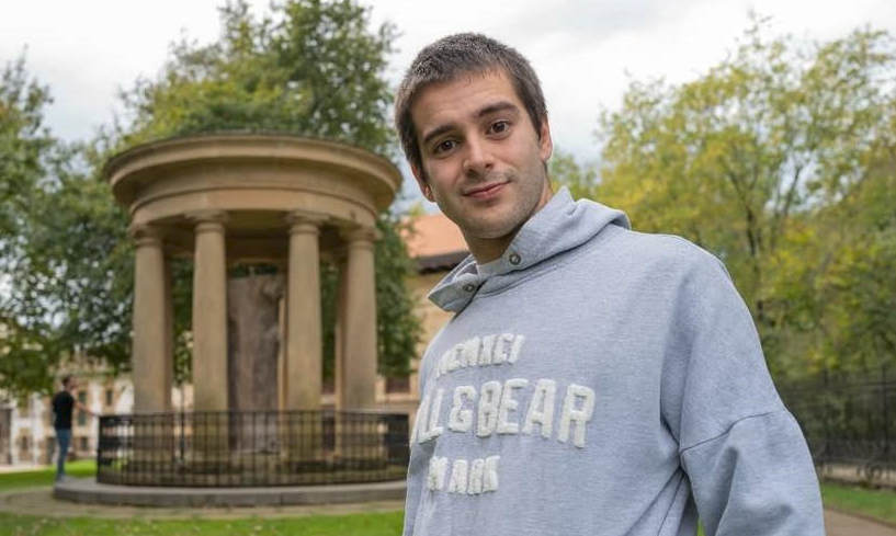 Inzio Niva, influenâncer e desativa o ativista