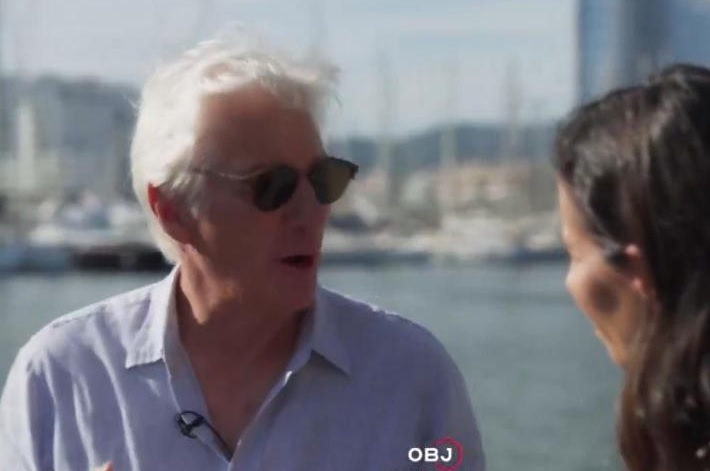 Gere charla con Ana Pastor.