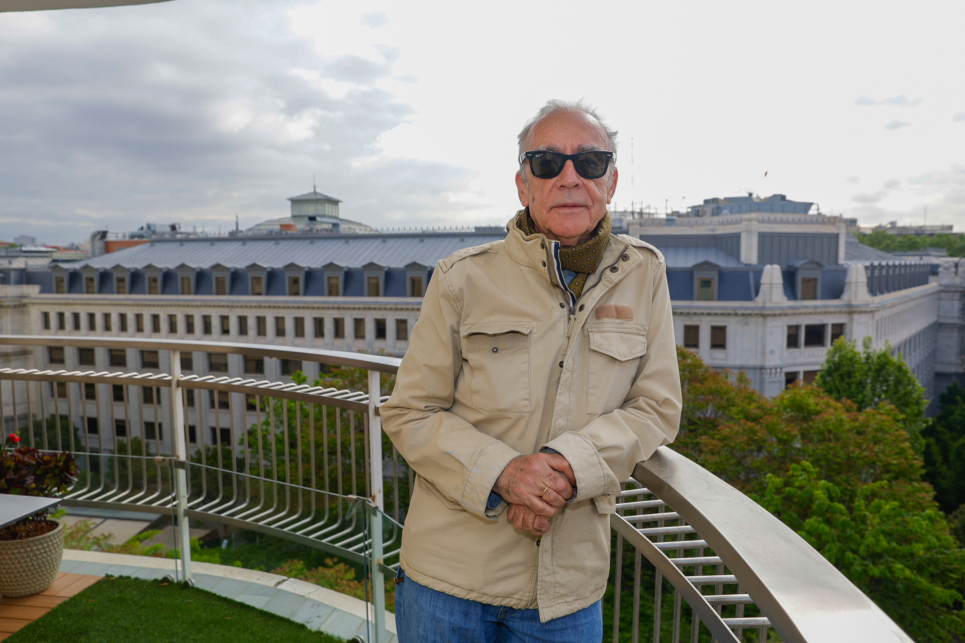 Millás, con Madrid al fondo.