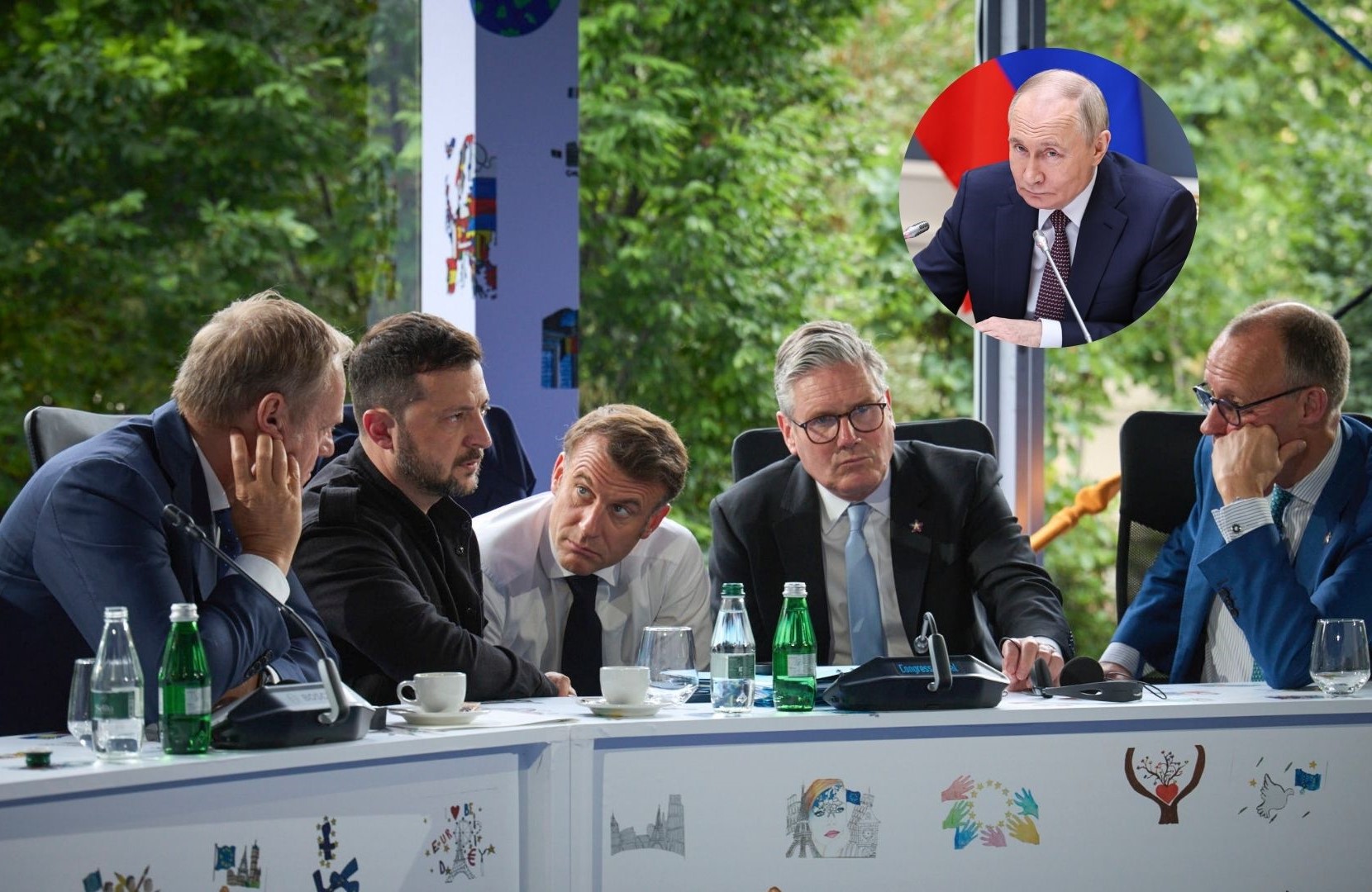 Reunión durante la Cumbre de la Comunidad Política Europea (CPE) en Tirana, Albania.