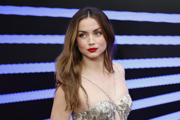 Ana de Armas on the red carpet of the premiere of 'Ballerina' in London