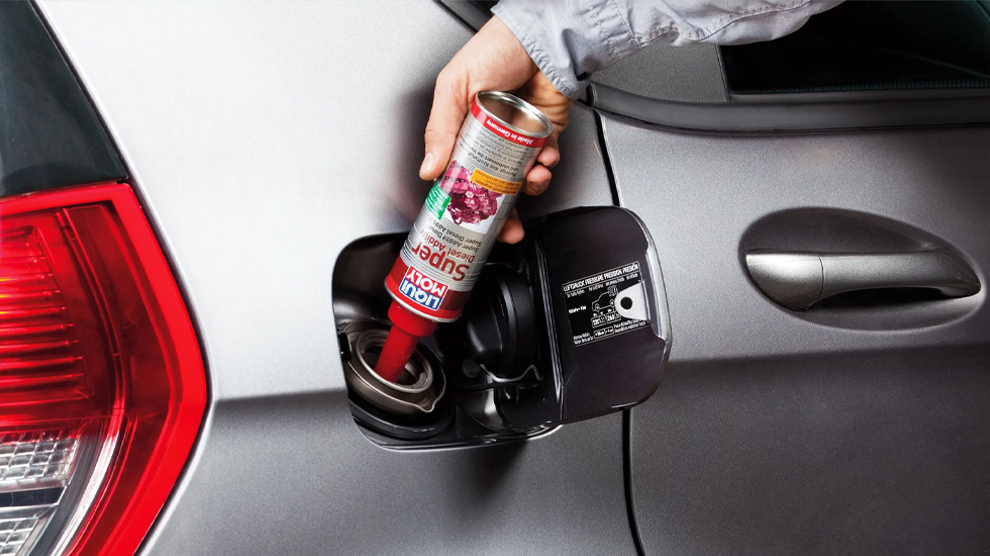 Super diesel meno Molly