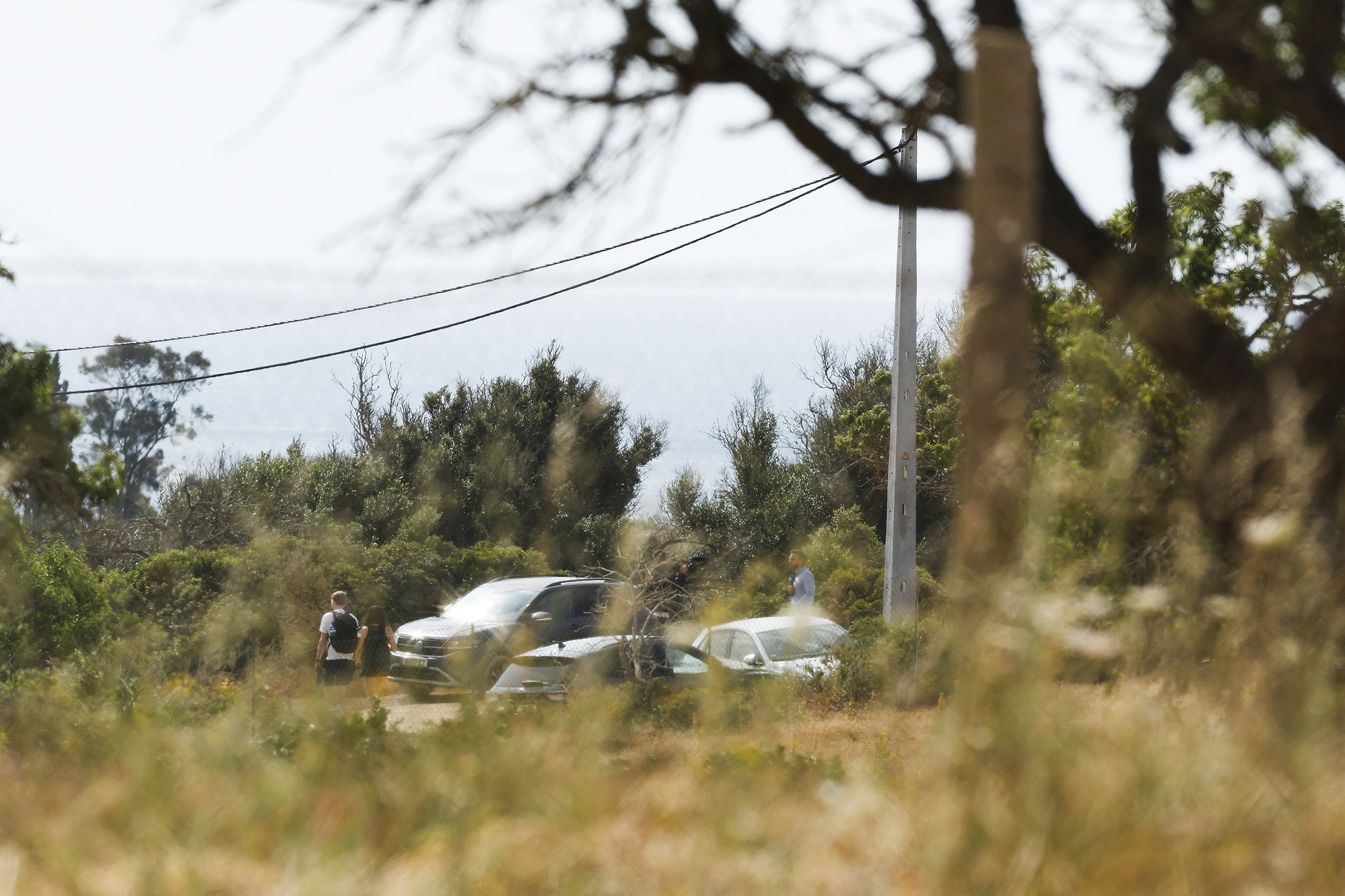 LAGOS (Portugal), 03/06/2025.- Portuguese authorities are searching a vast area between the cities of Lagos and Praia da Luz for Madeleine McCann, in Lagos, Portugal, 03 June 2025. In 2020, German police identified Christian Brueckner, who was living in Lagos at the time, as the prime suspect in the disappearance of Madeleine McCann. At the request of German authorities, Portugals Policia Judiciaria (PJ) has assigned 30 inspectors to investigate the case, which marks 18 years since Madeleine disappearance from Praia da Luz, in the Lagos region. EFE/EPA/LUIS FORRA