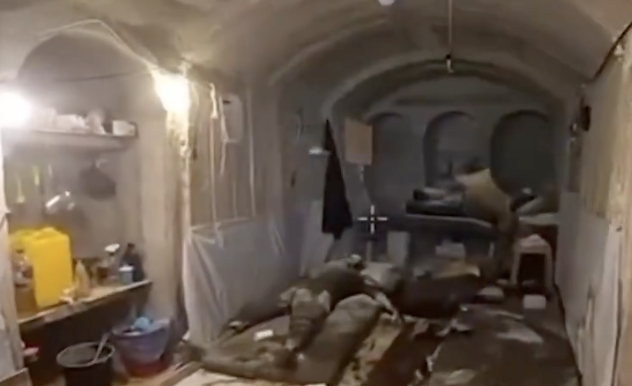Imagen del túnel en el que se escondía Sinwar.