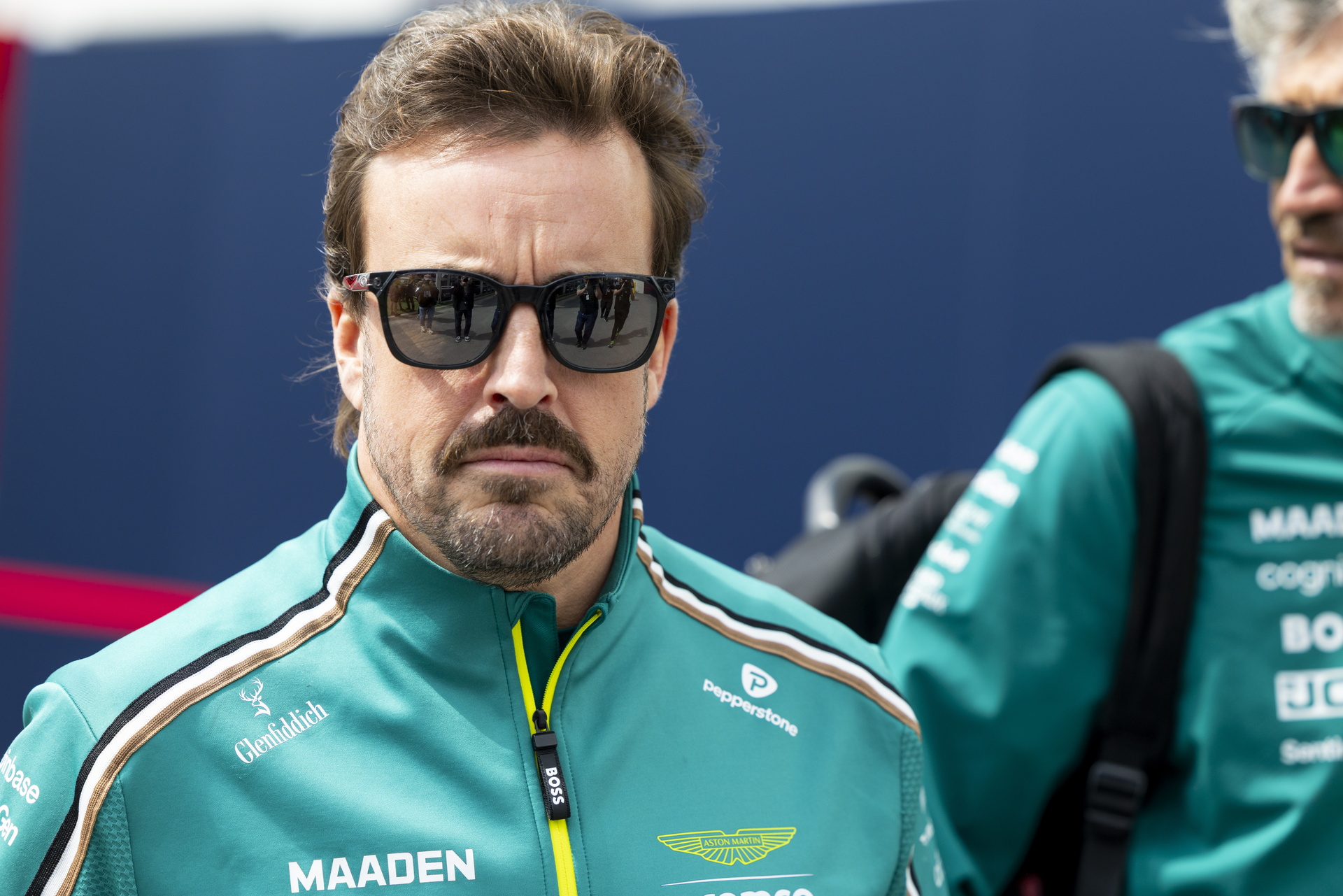 Montreal (Canadá), 13/06/2025.- Aston Martin Driver Fernando chega a Padak antes da prática livre do Aloxo 1 Fórmula 1 Grande Prêmio do Canadá em Montreal, Canadá, Canadá em Montreal, Canadá, em Montreal, Canadá. Efe/EPA/Shawn thew