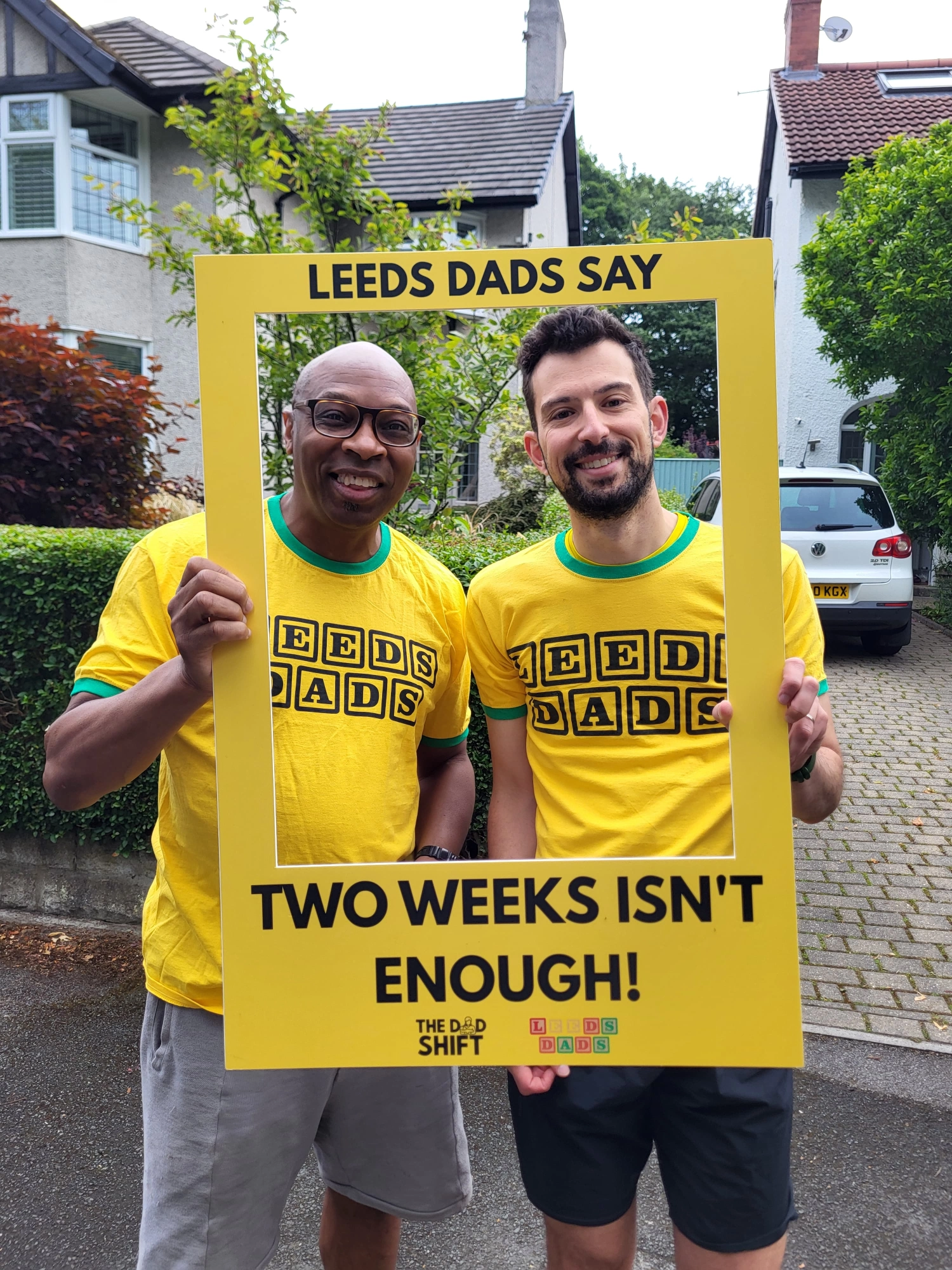 Luis y Errol Murray fundador de Leeds dads que lidera la campaña en West Yorkshire.