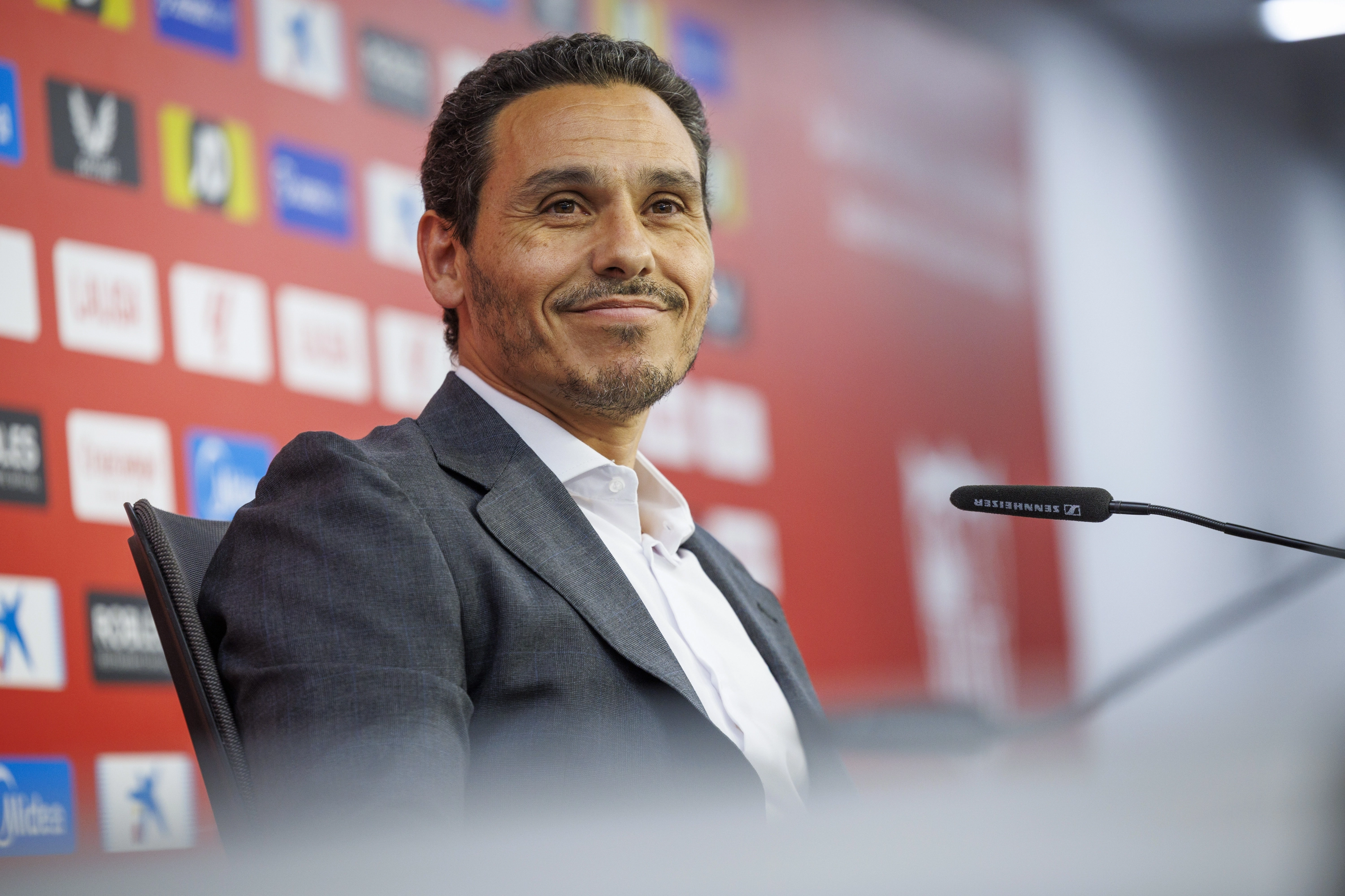 Del Nido Jr. en la rueda de prensa.