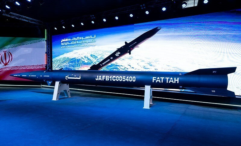 Misil hipersónico iraní Fattah-1, en su presentación en 2023.