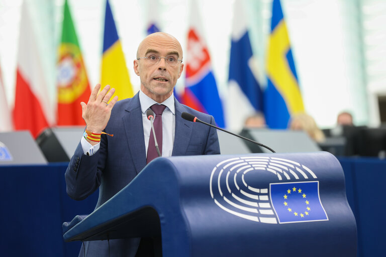 Jorge Buxadé, durante un pleno del Parlamento Europeo en Estrasburgo.