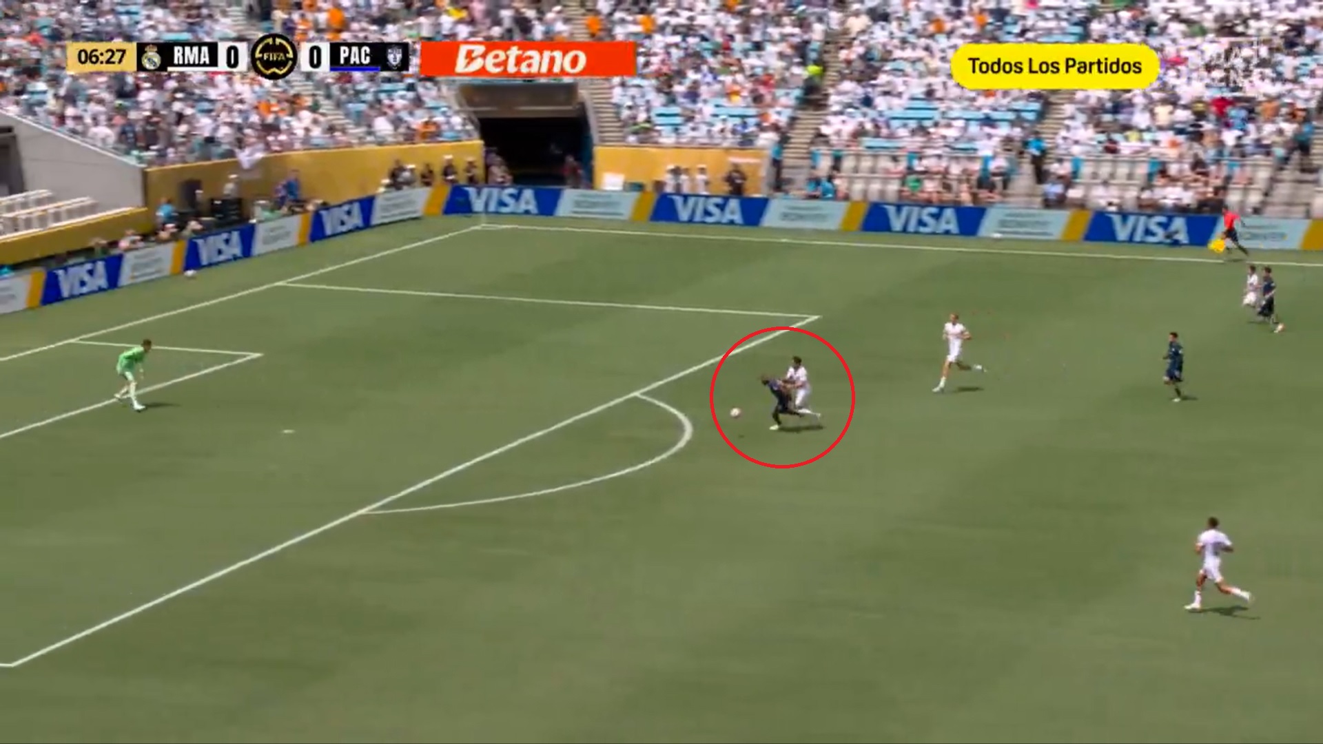 El Agarrón Que Le Costó la Tarjeta Roja A Raúl Asencio En El Real Madrid - Pachuca del Mundial de Clubes.