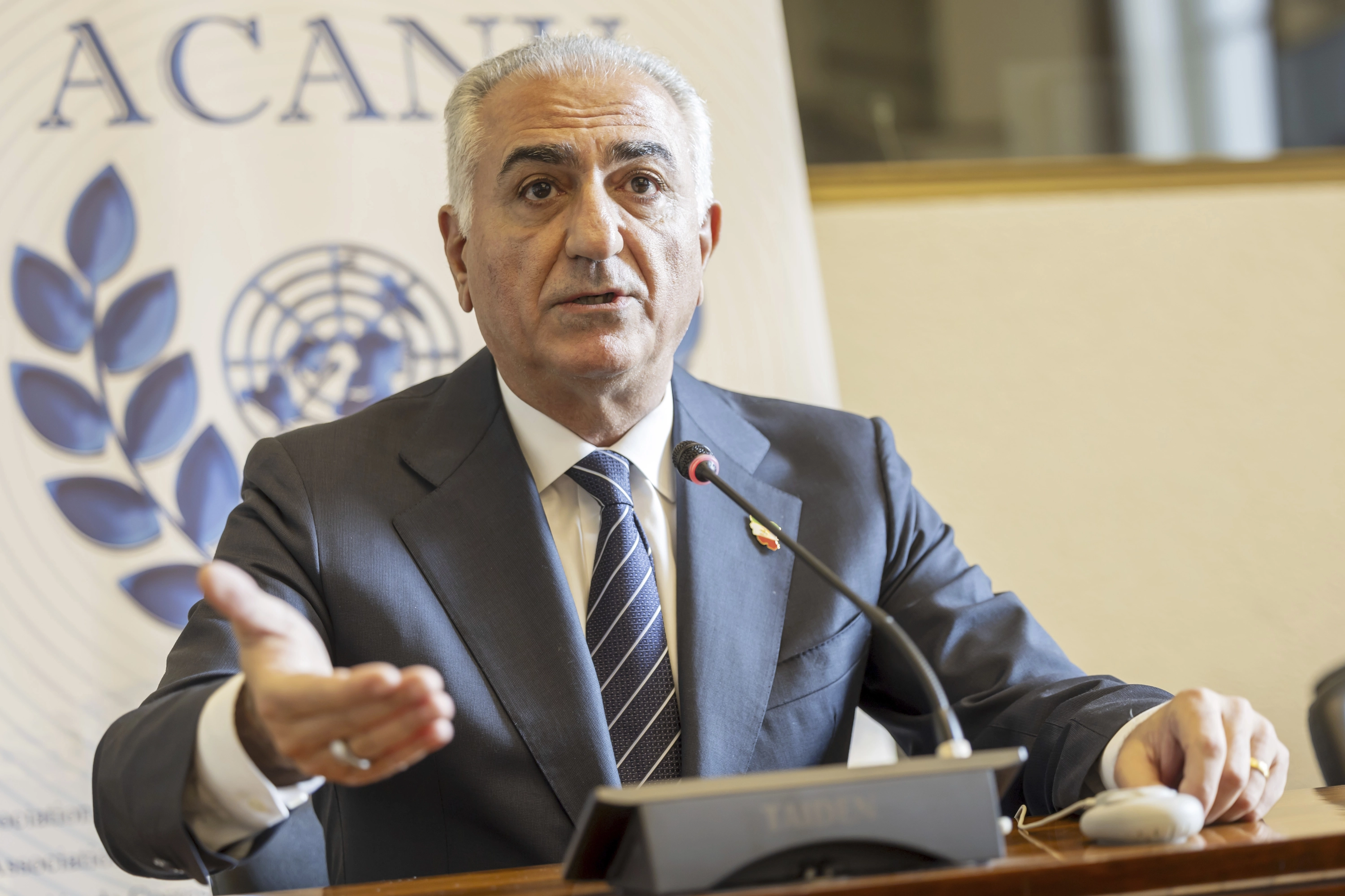 Reza Pahlavi, hijo del último sha de Persia y figura clave de la oposición iraní en el exilio.