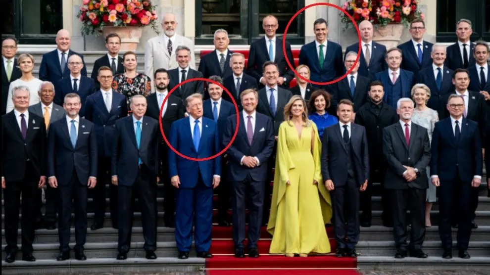 Foto de familia en la cumbre de líderes de la OTAN.
