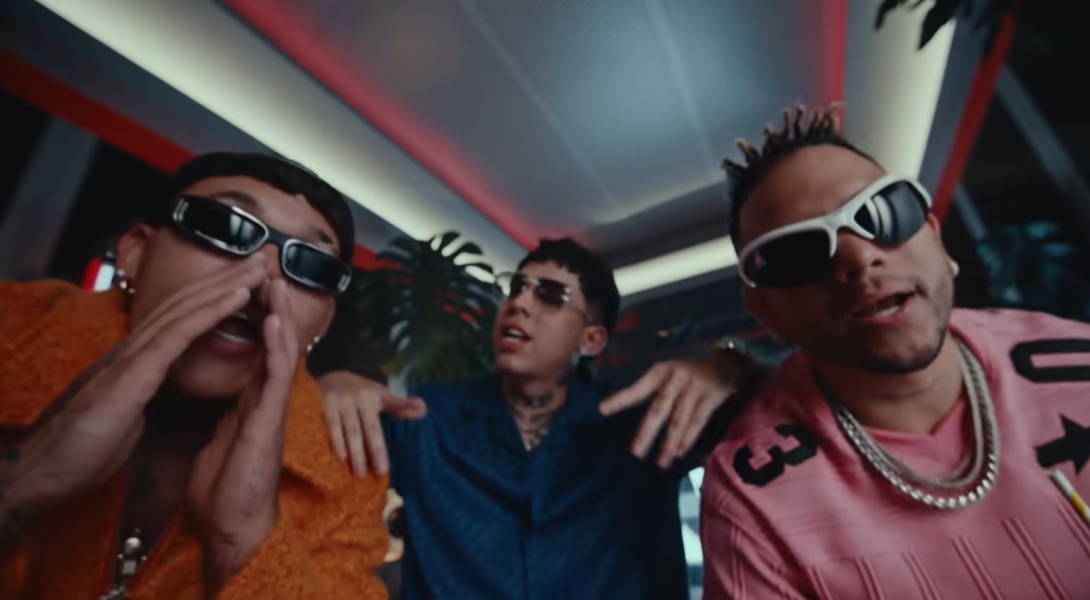 Beal, Westcol, 'West Sound 05 La Plena' videoclipe na bateria.