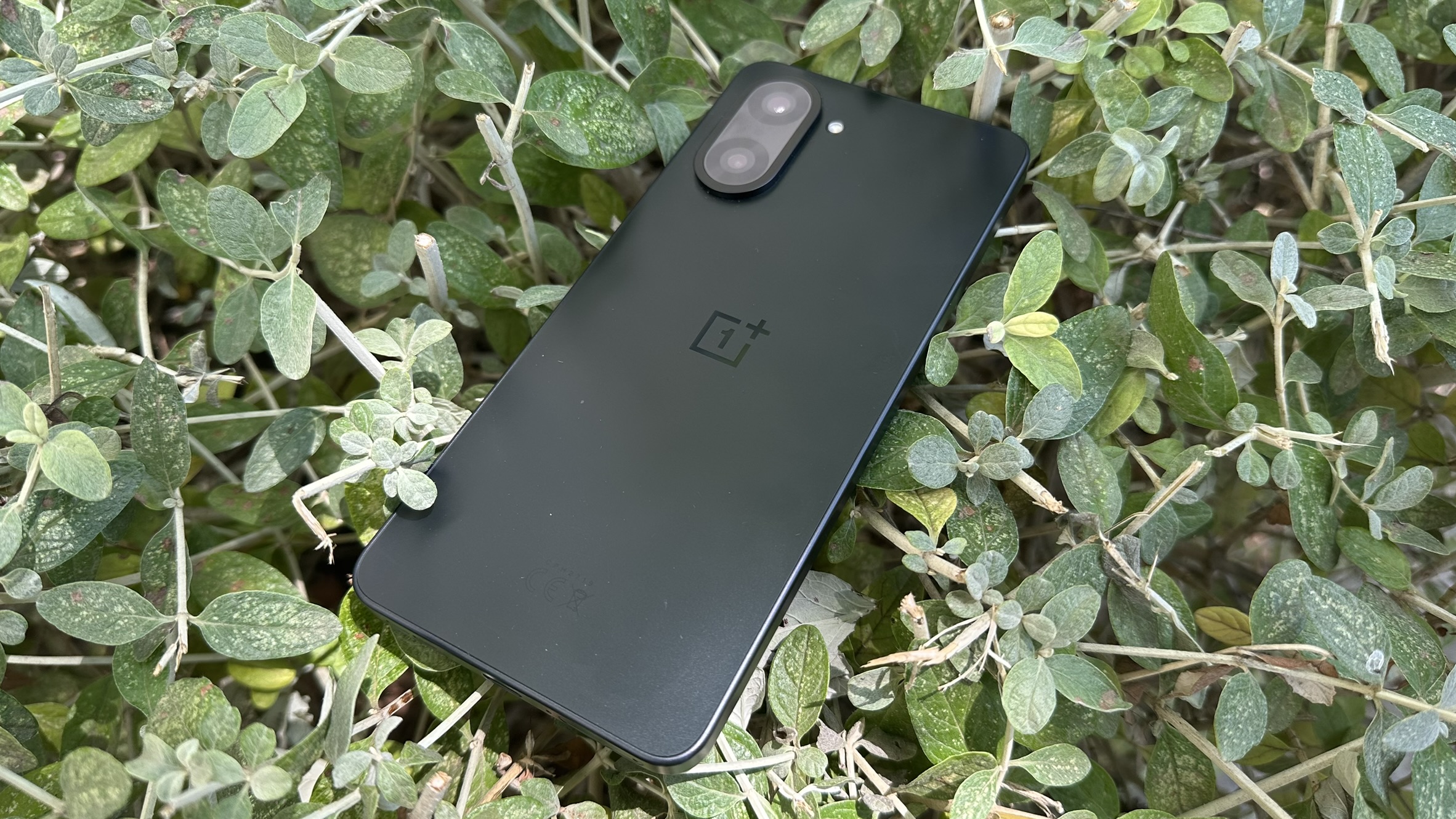 OnePlus Nord CE5.