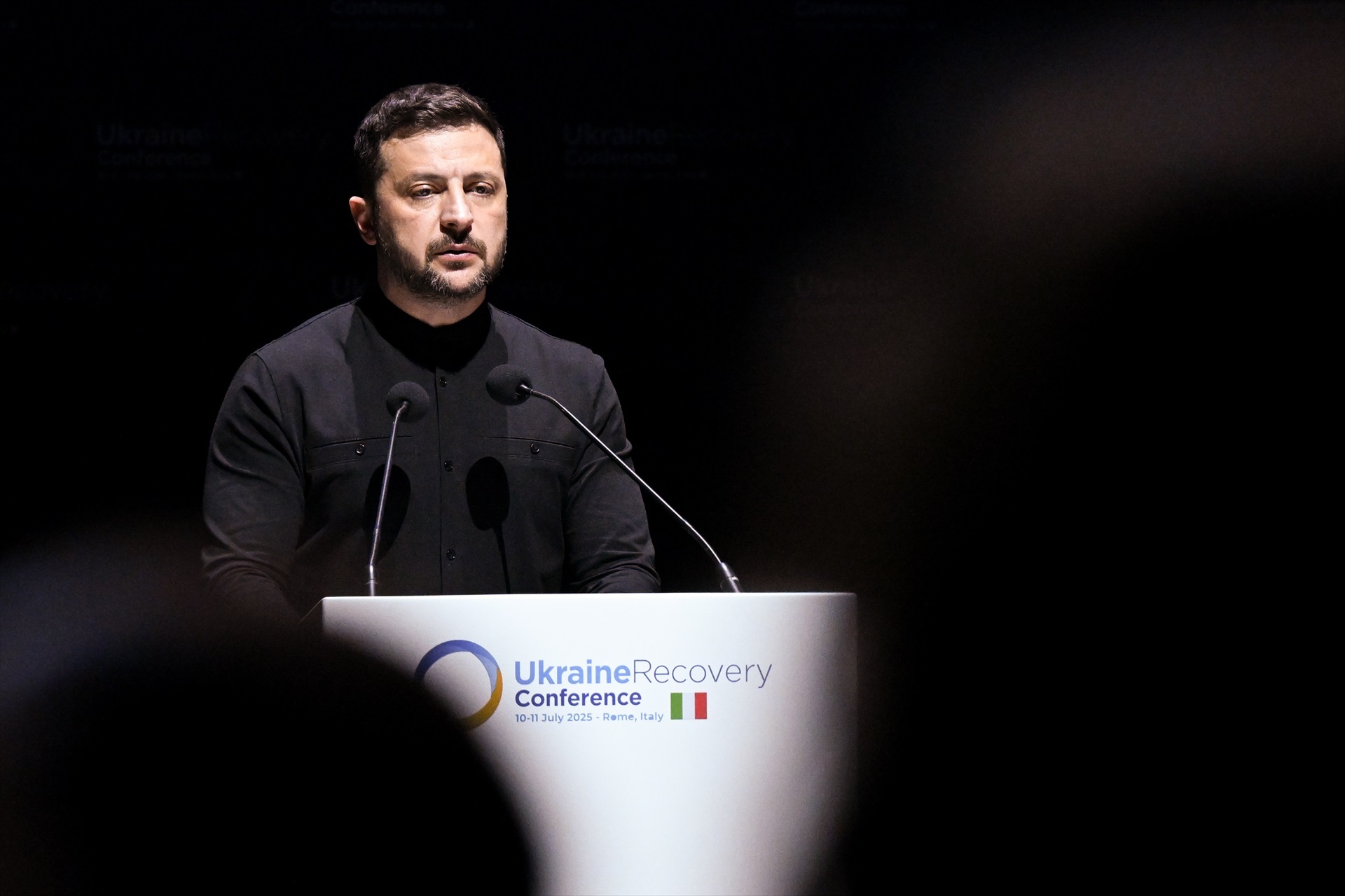 HANDOUT - 10 July 2025, Italy, Rome: Volodymyr Zelensky, President of Ukraine, speaks at the reconstruction conference for Ukraine. After Switzerland, the UK and Germany, Italy is hosting the international meeting, which focuses on aid for the country attacked by Russia. Photo: Sierakowski Frederic/EU Council/dpa - ATTENTION: editorial use only and only if the credit mentioned above is referenced in full Sierakowski Frederic/EU Council/ DPA 10/7/2025 ONLY FOR USE IN SPAIN