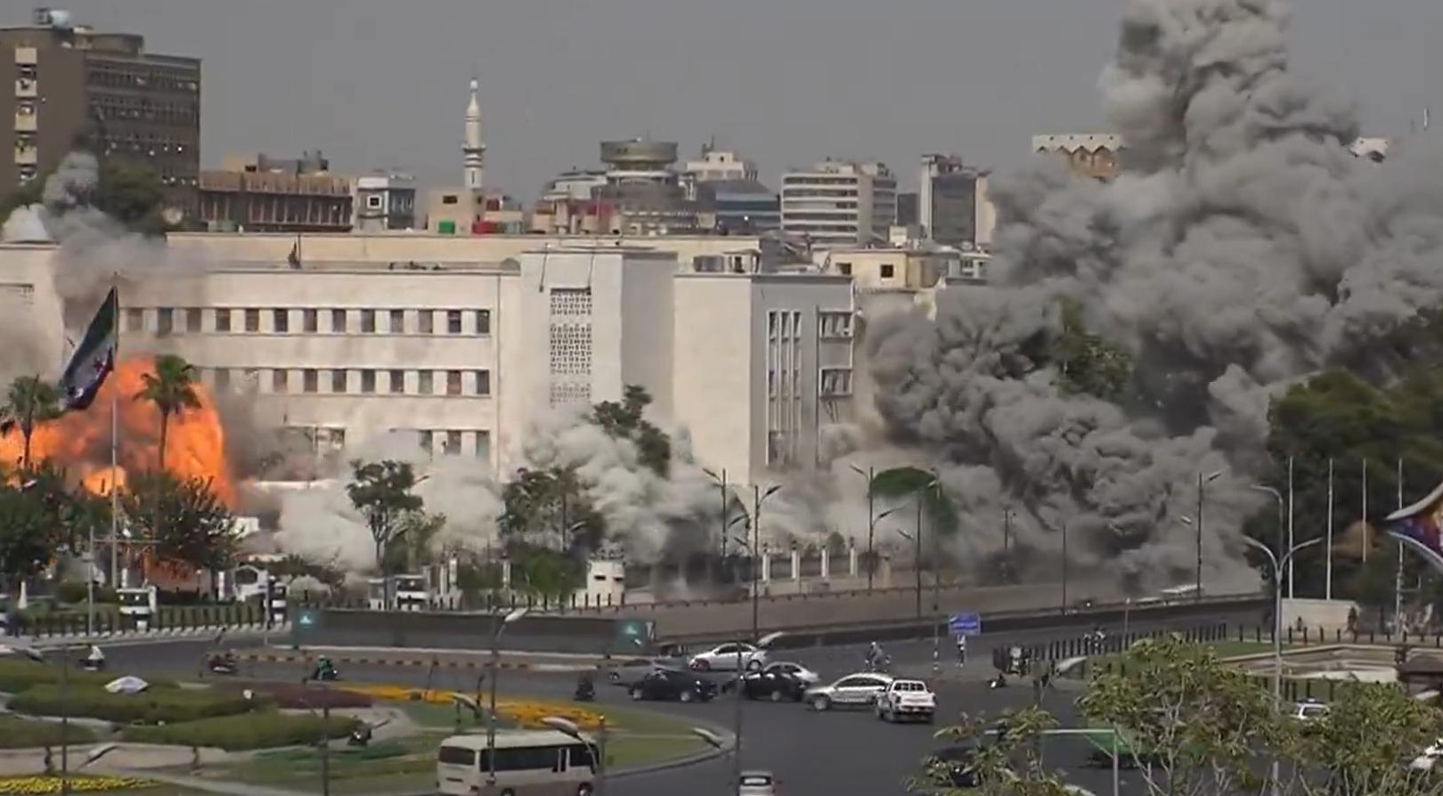 Momento del ataque de Israel en Damasco.