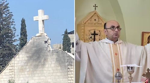 La iglesia bombardeada y el padre Romanelli.